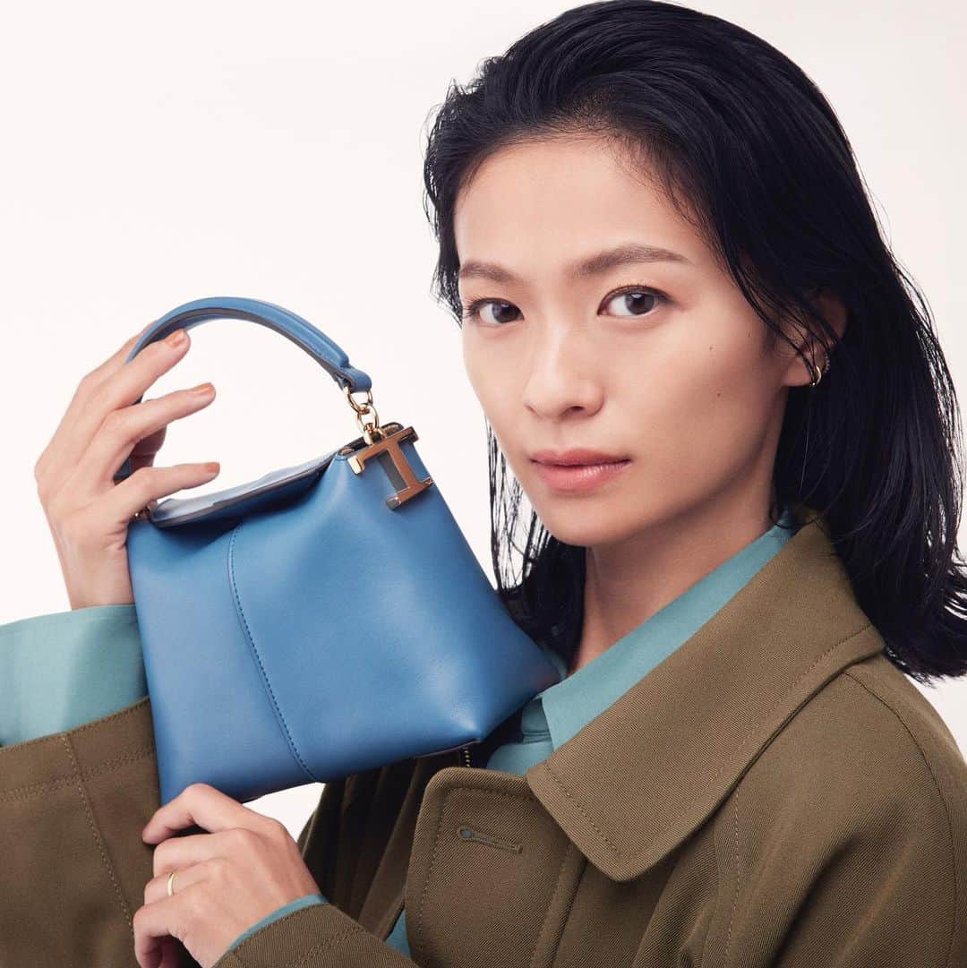 榮倉奈々のインスタグラム：「@tods  #TodsFW23  #Tods」