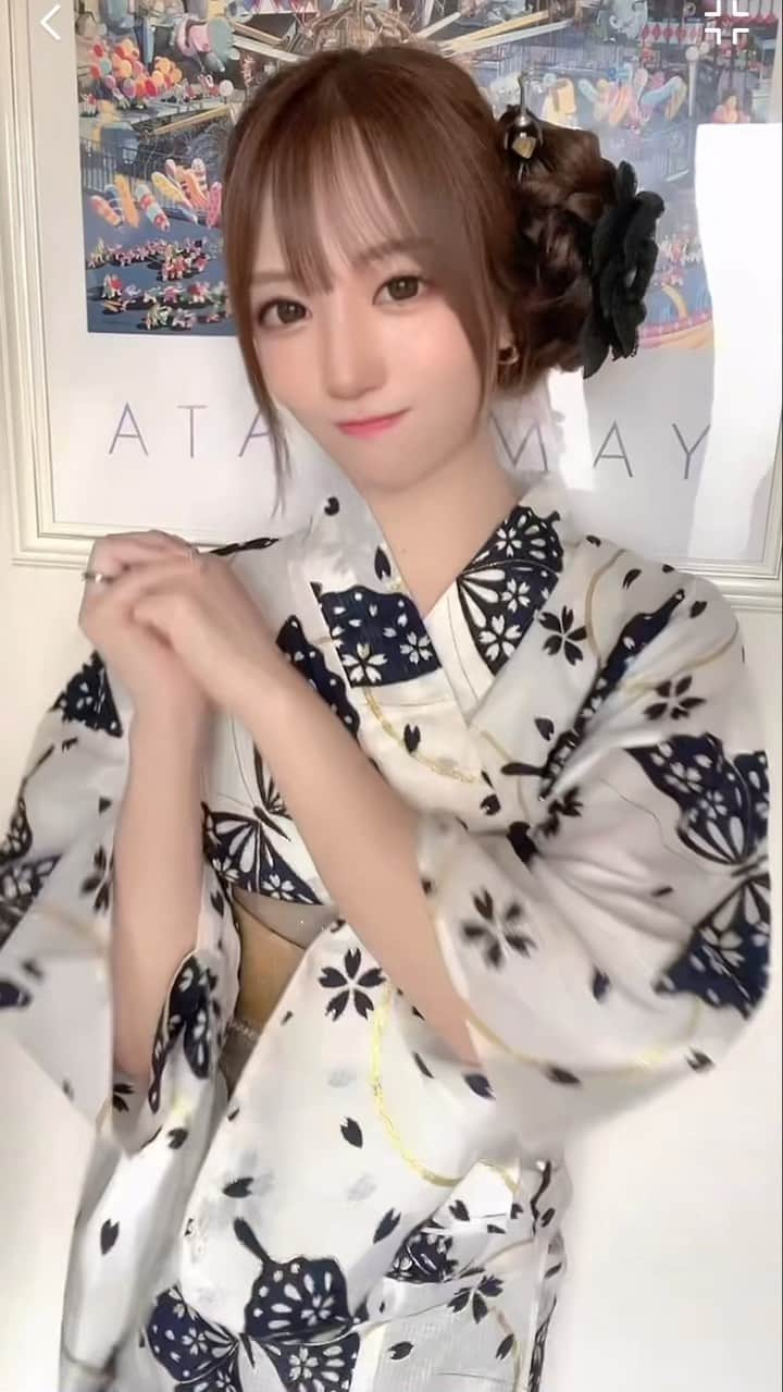 川本愛彩のインスタグラム：「. 本日もお疲れさまです𑁍︎·͜·  今8/24 ガチ日に向けて TikTok ライブ 色んな時間に いつもより多めの頻度で 配信していまーす🫶  新規さま大歓迎♡ 今宵もゲリラ配信で お会いしましょう𓂃 𓈒𓏸 . . . #tiktoklive #ガチ日 #0824 #誕生祭 #日間ランキング #目指せ1位 #日本一 #ゲリラ配信 #遊びに来てね」