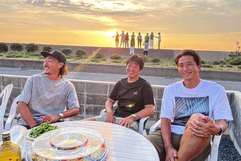 石川直宏さんのインスタグラム写真 - (石川直宏Instagram)「『ラララCUP in 湯野浜2023』  元フットサル日本代表の小野大輔さんが中心となって今回初開催となった2日間のフットサルイベント⚽️  スペシャルゲストとして参加させていただきました🤝  初めての地だったけど、素敵な場所✨  大会に参加された皆さん、関係者の皆さん、皆が笑顔になりっぱなしの時間でした😄  個人的には庄内平野に広がる田んぼや畑が気になりました👨🏽‍🌾🌾🫛✨  また是非来年も参加したいです！！  皆さん、ありがとうございました🙌  #ラララCUP @lalala_cup  #湯野浜 #鶴岡 #山形 #フットサル #futsal #フットボール #football #サッカー #soccer #小野大輔 さん @daisuke_ono  #NaohiroIshikawa #石川直宏」7月26日 19時25分 - sgss.18