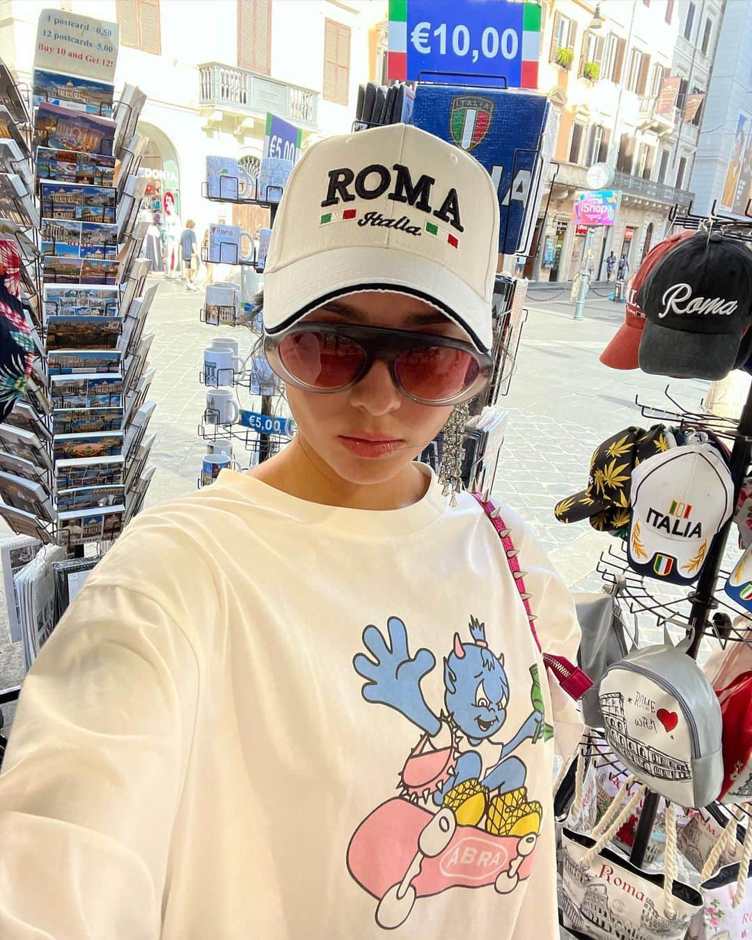 Diana Korkunovaさんのインスタグラム写真 - (Diana KorkunovaInstagram)「Roma🦸🏻‍♀️ +45 °🔥🌋」7月26日 19時33分 - diana_korkunova