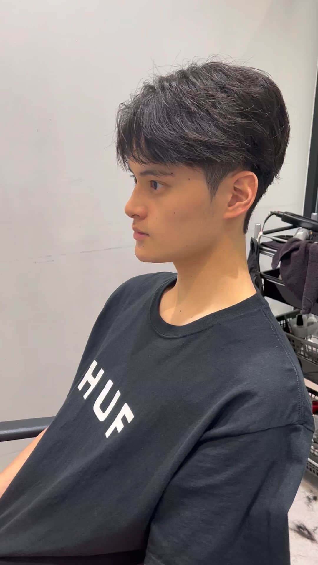 のインスタグラム：「・ hair cut👦  ・ ・ ・ ・ ・ #haircut  #hair #ootd  #04」