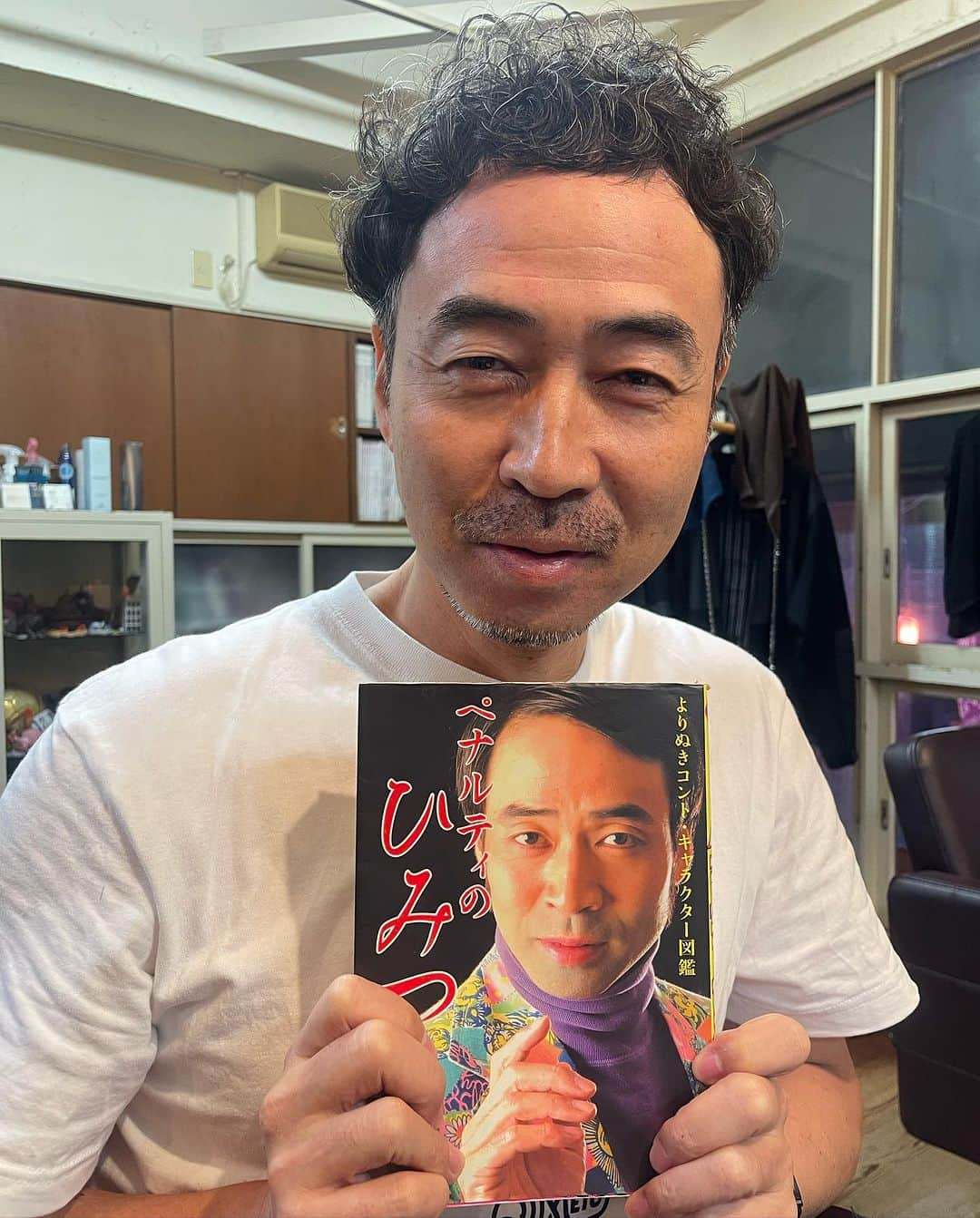 杉本知香さんのインスタグラム写真 - (杉本知香Instagram)「ワッキーさん、向くん、つつみくん スッキリー✂️✨ 向くん、さりげなく髪型変えました！ 4年前と比較（笑）  #中目黒美容室  #ペナルティワッキー #ワッキー #天津向#天津#オタク界のカリスマ  #ケンドーコバヤシ #つつみひろき#宮迫です」7月26日 19時47分 - sugimotoc