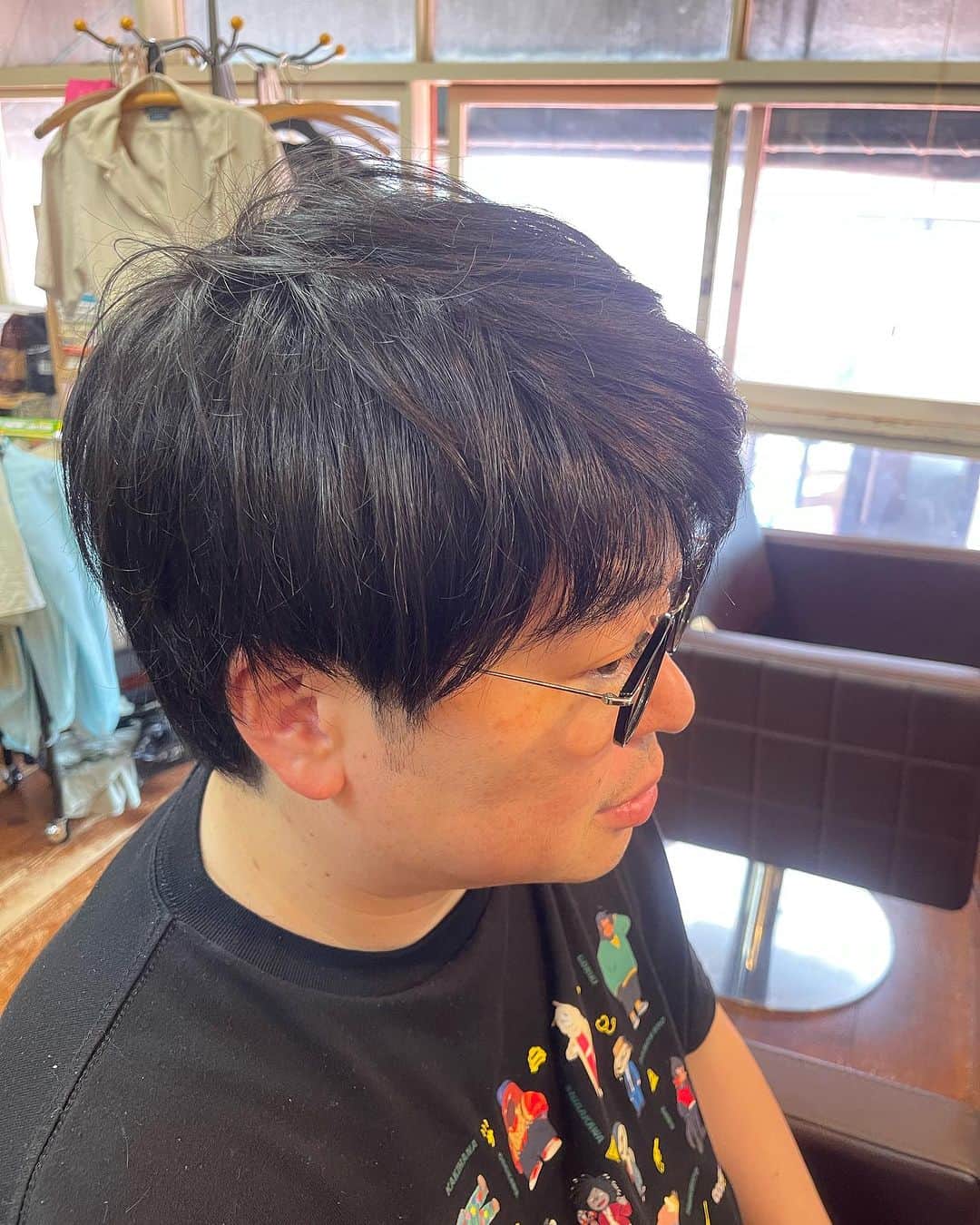 杉本知香さんのインスタグラム写真 - (杉本知香Instagram)「ワッキーさん、向くん、つつみくん スッキリー✂️✨ 向くん、さりげなく髪型変えました！ 4年前と比較（笑）  #中目黒美容室  #ペナルティワッキー #ワッキー #天津向#天津#オタク界のカリスマ  #ケンドーコバヤシ #つつみひろき#宮迫です」7月26日 19時47分 - sugimotoc