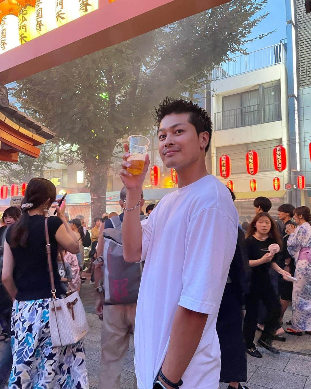舘野将平のインスタグラム：「神楽坂祭り🏮 with @kohei4911」