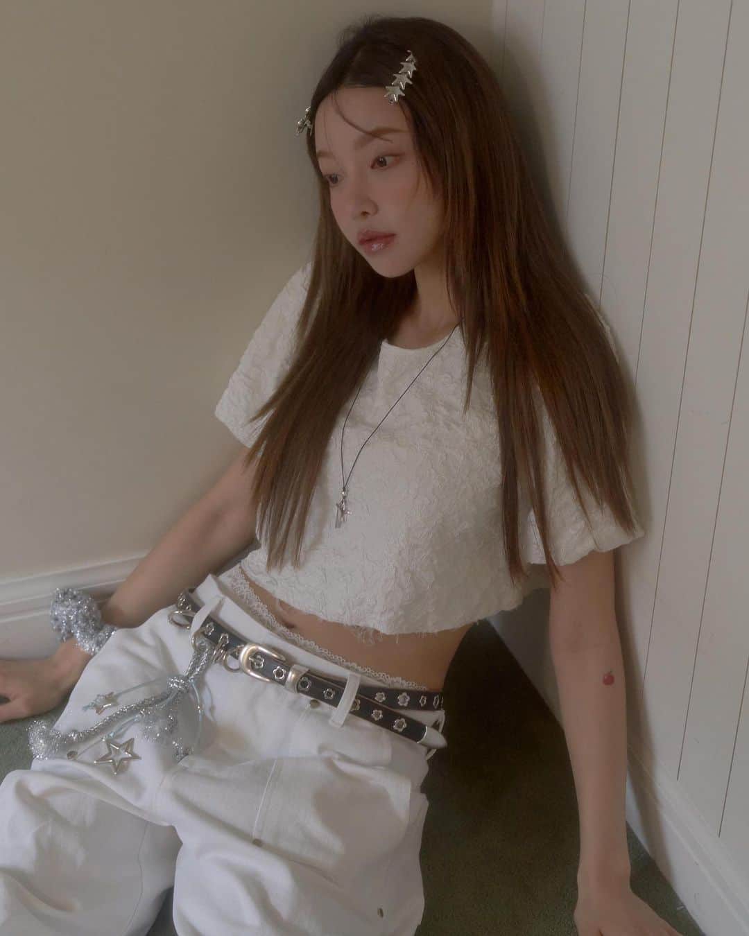 スアのインスタグラム：「@yegg.kr 💚」