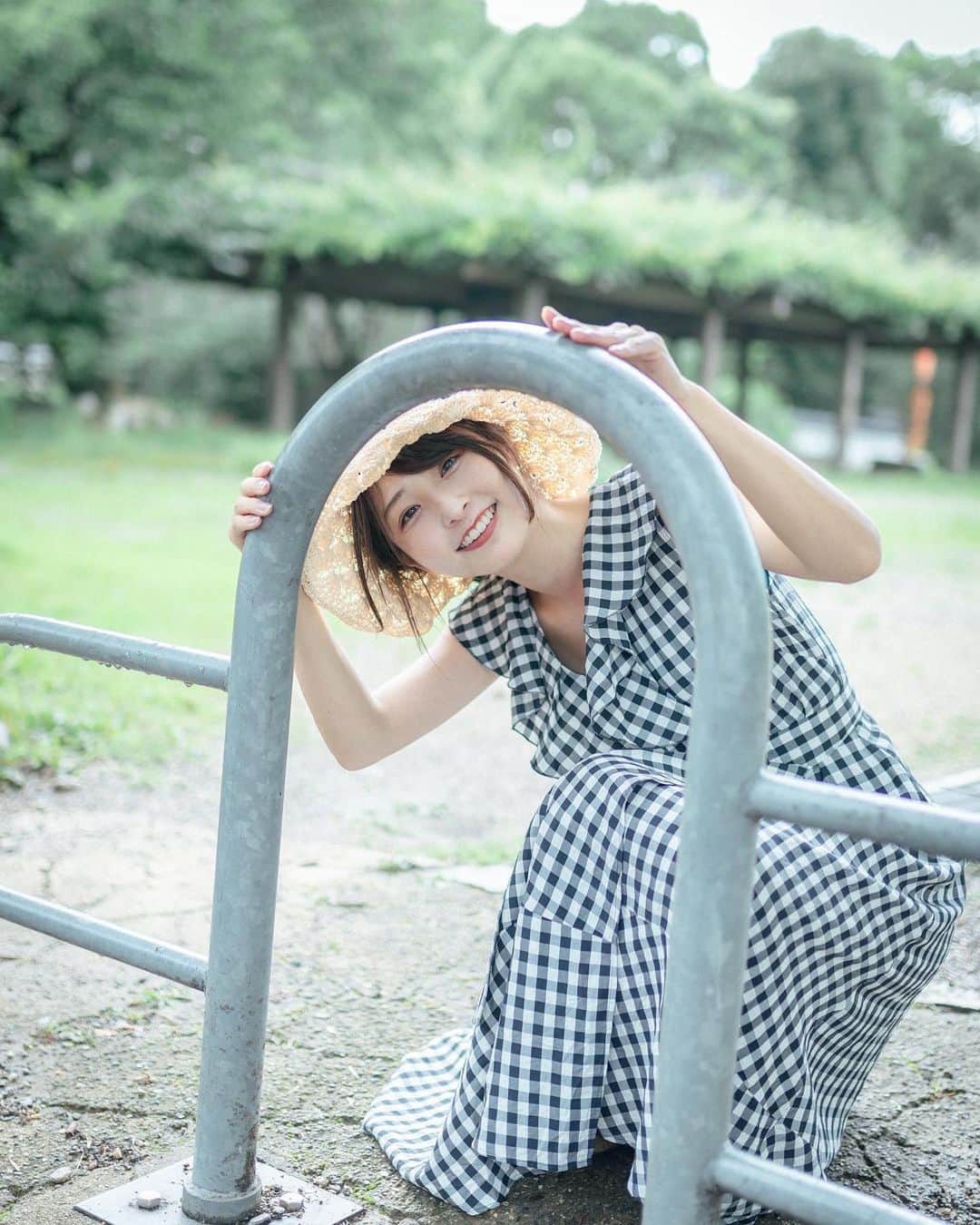のインスタグラム：「覗き見 photo @bluebird.7  #広告モデル #アパレルモデル #モデル #着物モデル #千葉サロモ #サロンモデル #振袖モデル #model #salonmodel #ポートレートモデル #フリーランスモデル #モデル #インフルエンサー #influencer #ポートレート #portrait」