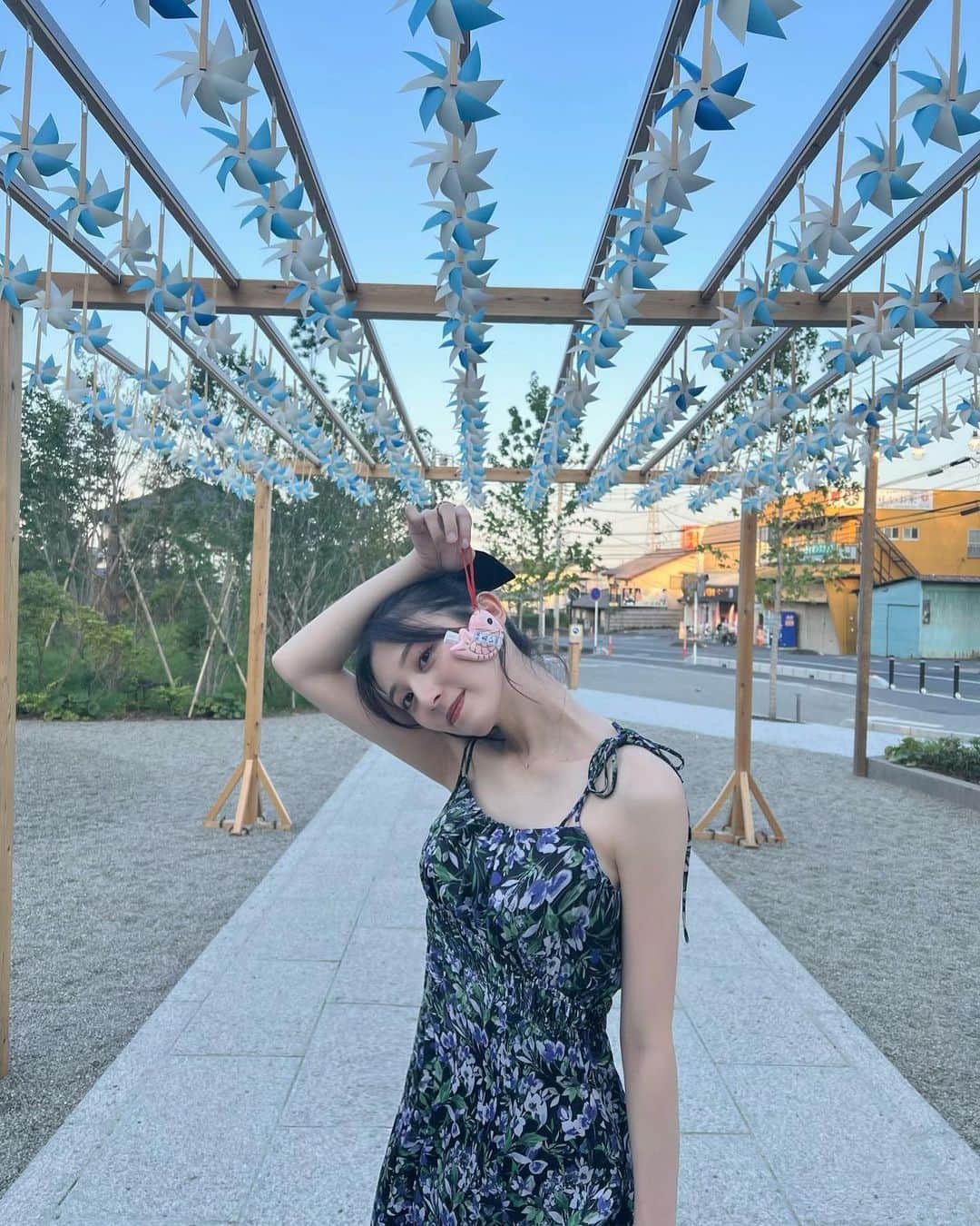 吉井美優のインスタグラム：「暑くて楽しくて溶けた 🫠🩵」