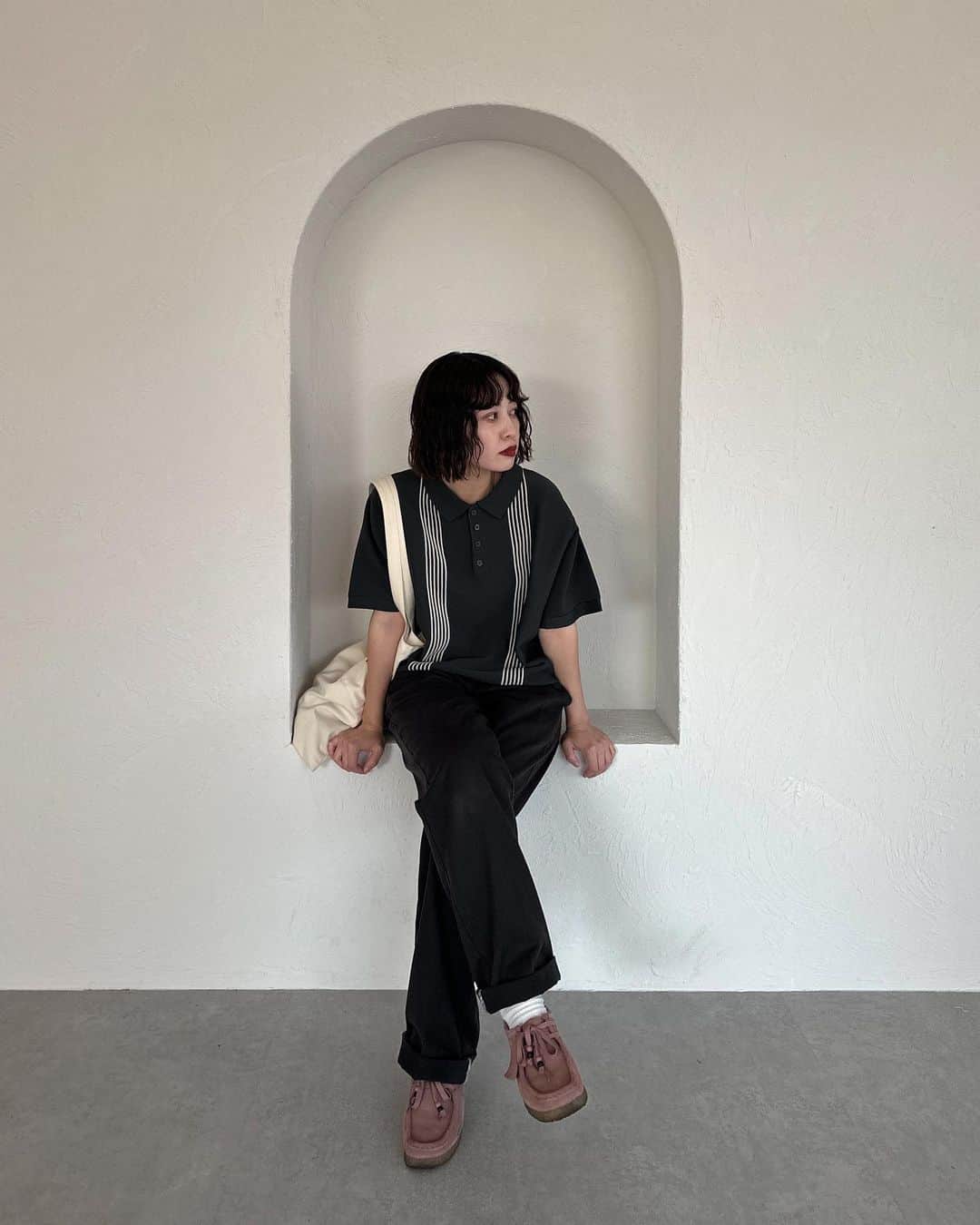 のインスタグラム：「＊やっと会社の新しいスタジオで撮れました . #ootd#メンズライク#シティーガール#シティーボーイ#clarks#ミリタリーコーデ#outfit#mensfashion#used#classystreetwear#freshfits#outfitoftheday#pauseshots#snobshots#military#cityboy#cityboyootd#whatwewear#whatwelike @favclo.official」