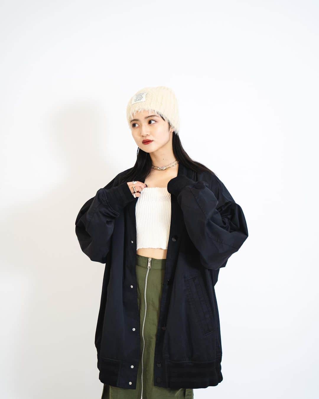 のインスタグラム：「@jointworks.jp  ×@awesomeneeds   pre-fall  jointworksの秋冬の新作アイテムと awesomeneedsのヘッドウェアのスタイリング  baycrews store jointworks 特集ページよりご覧ください」