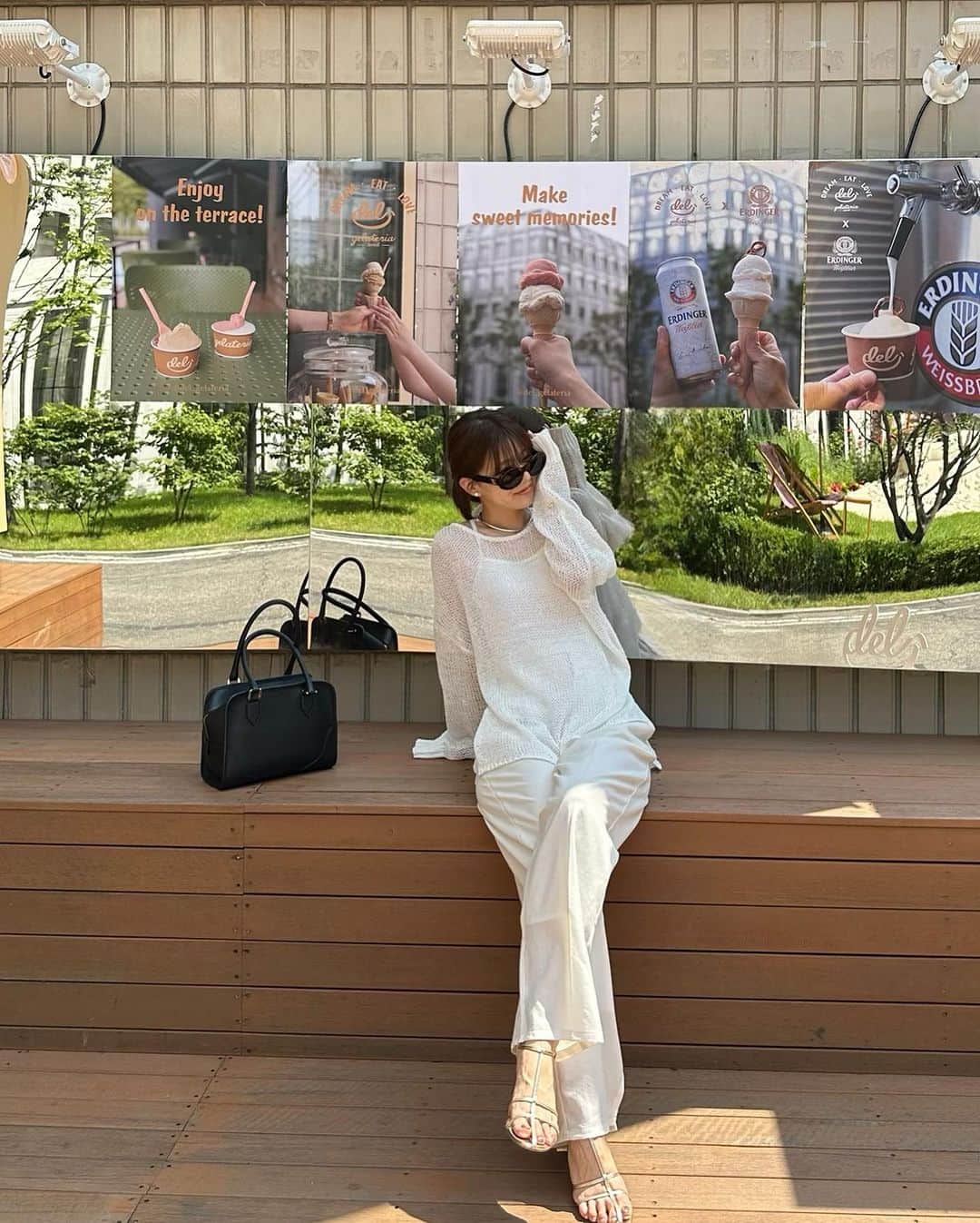 悠衣さんのインスタグラム写真 - (悠衣Instagram)「初めての韓国旅行🇰🇷 絶対にこのバッグで行きたかったんだ🖤 沢山入るし可愛いのぉぉ🥹❤️‍🔥 ・ ・ バックに合わせてモノトーンのコーディネートを沢山持っていきました🫰🏻 #jandmdavidson #ジェイアンドエムデヴィッドソン #お気に入りバッグ」7月26日 21時14分 - yu1_1987