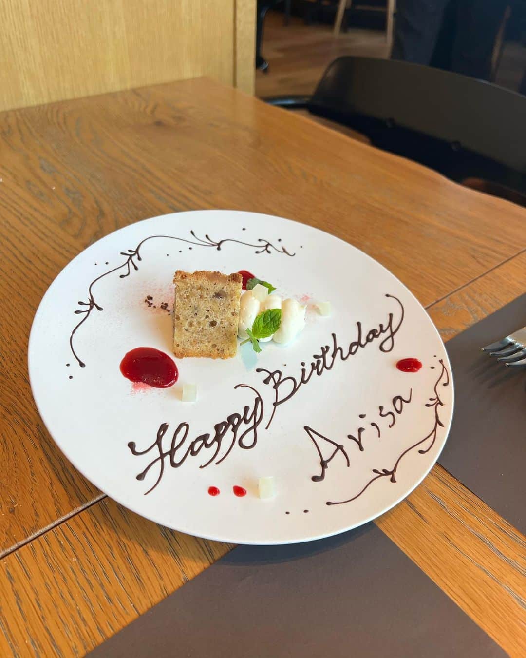 高階亜理沙さんのインスタグラム写真 - (高階亜理沙Instagram)「・ たくさんお祝いしてもらった7月🌻💛 誕生日の投稿したけど残しておきたいから許してね🫶🏻  #誕生日#birthday#お祝い#ケーキ#誕生日プレート」7月26日 21時26分 - arisa_takashina