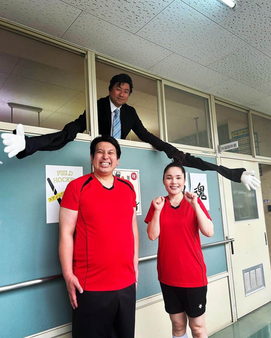 平野ノラのインスタグラム：「壁より高いのは川合俊一さんでした。 安西先生、バレーボールもしたいです。  #有吉の壁」