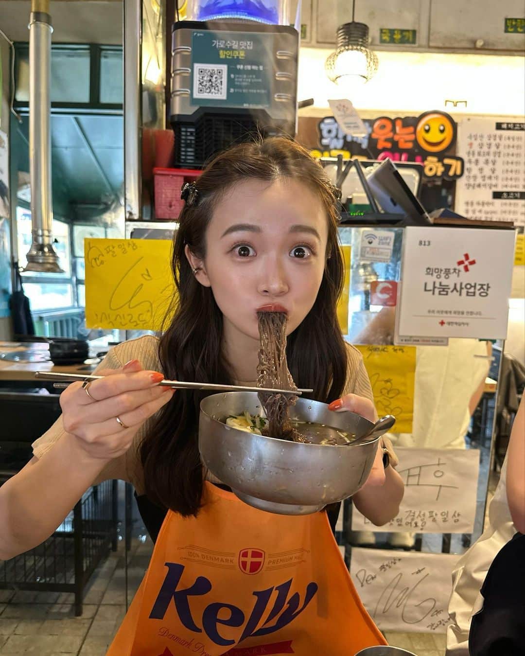 田久保夏鈴さんのインスタグラム写真 - (田久保夏鈴Instagram)「どんだけ食べんねん！！ な、韓国旅行最高でした✈️🇰🇷 動画見返してるとお腹空いてきて、今から韓国料理をウーバーします🍖🍖（笑）  VLOG さっきYouTubeにUPしたので是非みてね😻🩷」7月26日 22時14分 - kar_insta_gram