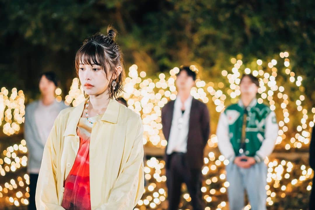 Netflix Japanさんのインスタグラム写真 - (Netflix JapanInstagram)「花火が白だったらセーフ、赤だったら脱落...😢  秘めた思いを抱えながらうつむく #じゅり と、不安が募っていく #Mikako の 表情に心が締め付けられる。  #オオカミちゃんには騙されない #IsShetheWolf #恋愛リアリティ #Netflix #ネットフリックス #ネトフリ」7月26日 23時00分 - netflixjp