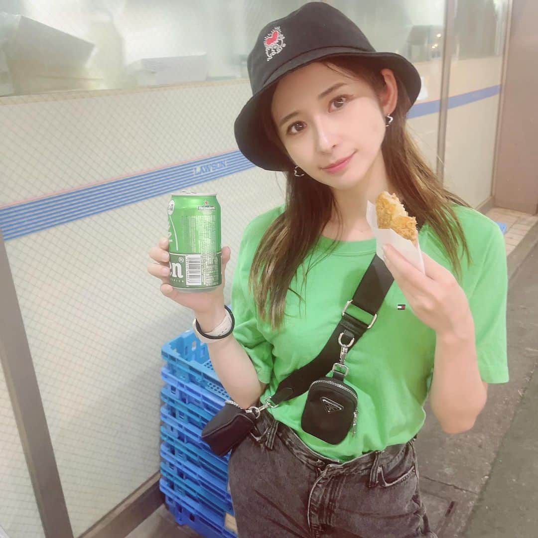 有馬綾香さんのインスタグラム写真 - (有馬綾香Instagram)「コンビニで買ったビールを外で飲むのが結局1番美味いです。」7月26日 23時00分 - ayakaarima