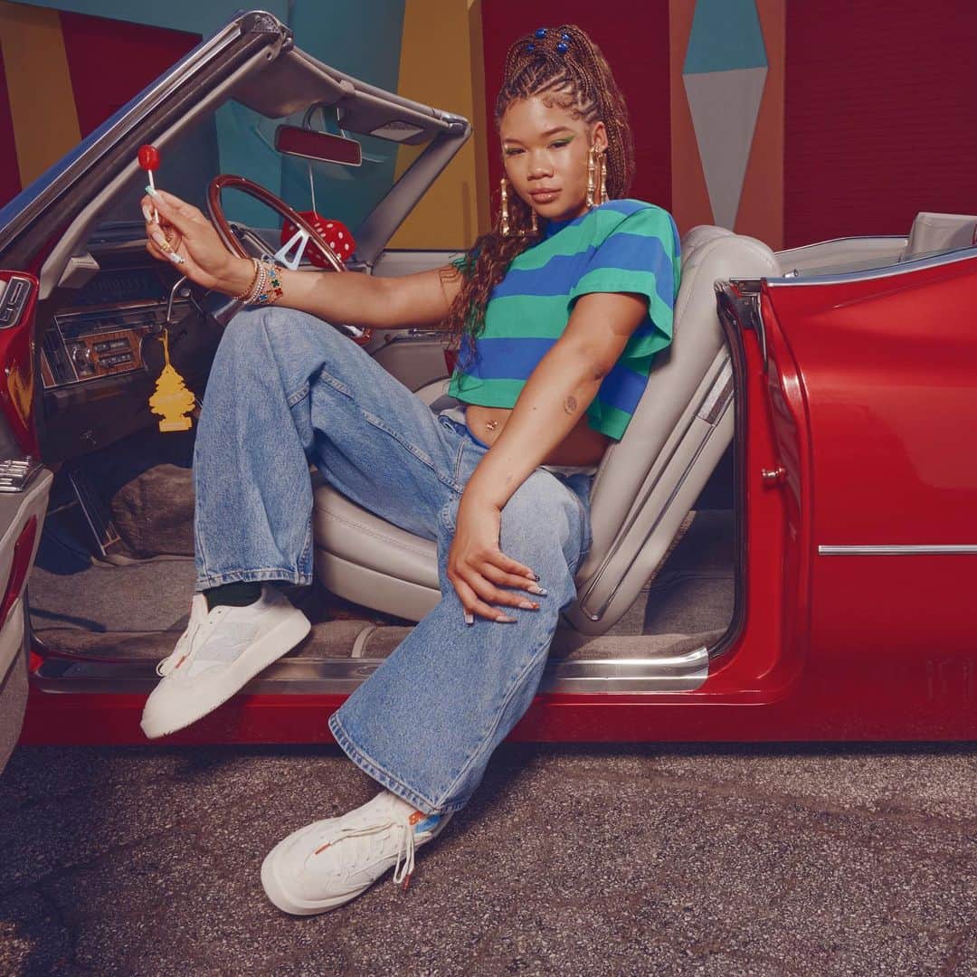 newbalanceさんのインスタグラム写真 - (newbalanceInstagram)「Introducing the debut collaborative project from actress and producer @stormreid.   Inspired by early 2000s Atlanta, the Storm Reid x New Balance CT302 is available August 4th on newbalance.com」7月26日 23時05分 - newbalance
