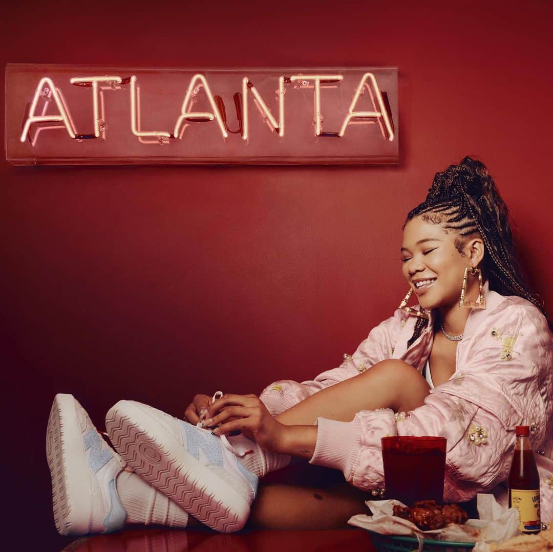 newbalanceのインスタグラム：「Introducing the debut collaborative project from actress and producer @stormreid.   Inspired by early 2000s Atlanta, the Storm Reid x New Balance CT302 is available August 4th on newbalance.com」