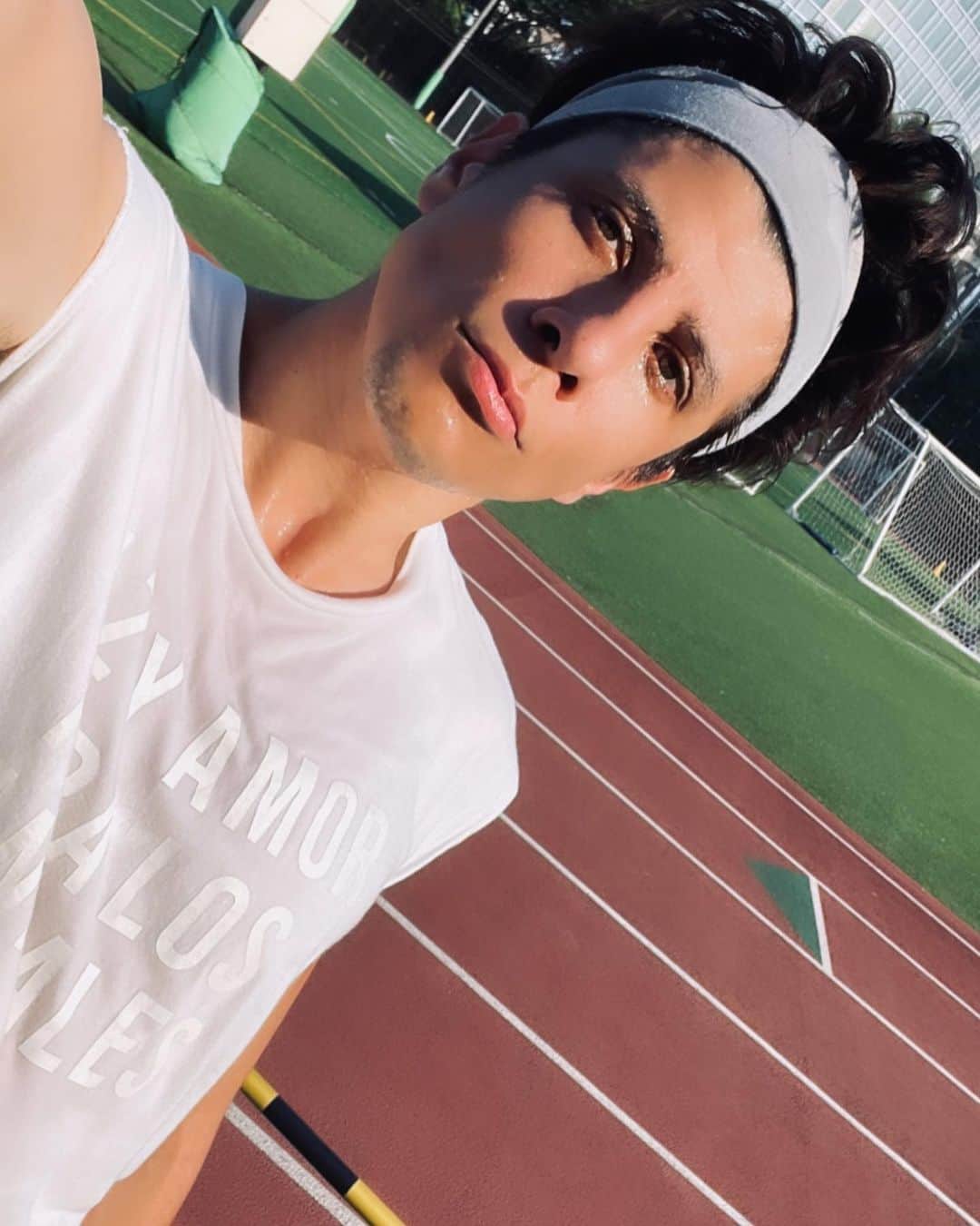城田純のインスタグラム：「ラントレ キツすぎて死にました✌️  アスリートの方々本当尊敬します。  来週も頑張りやす。」