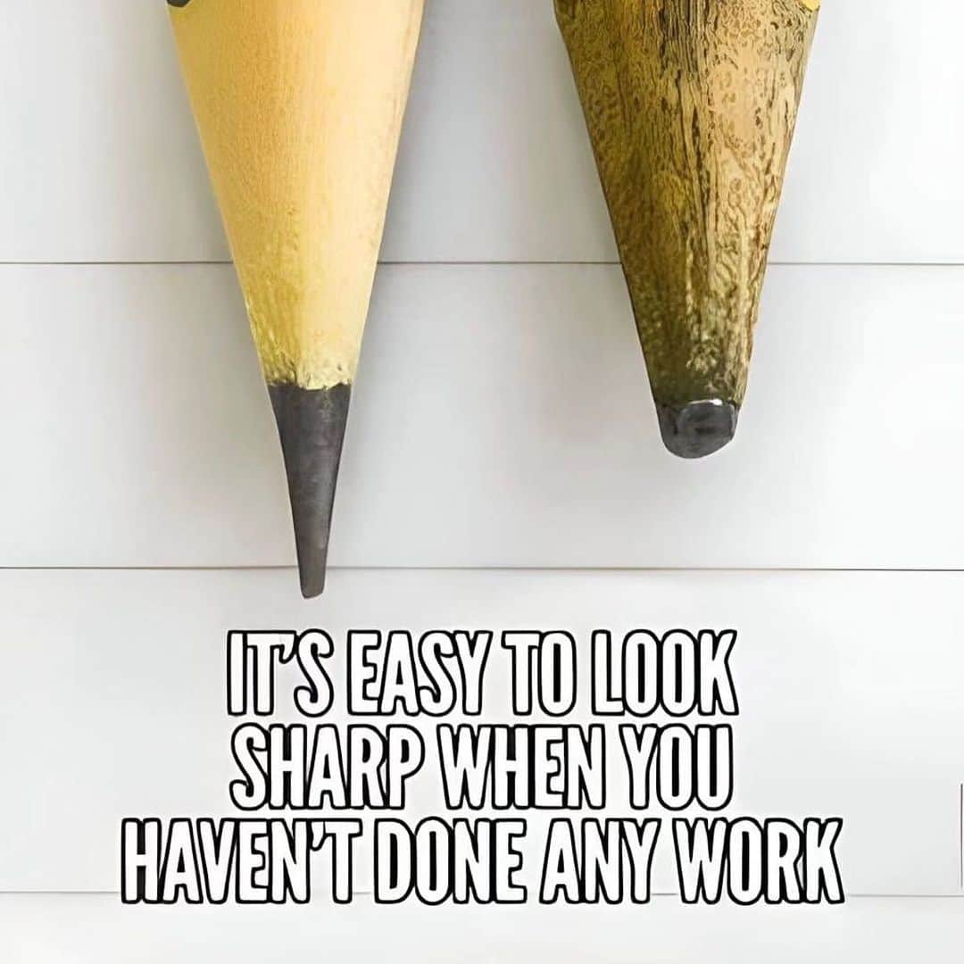 レイ・アレンのインスタグラム：「You’ll choose the fancy cleaned up person because they catch your eye, but you look at the dull person and you don’t give them the time of day. When you’re going through something or you’re constantly working, you may not look like much on the outside but on the inside is a force to be reckoned with. Choose your friends, your business partners your lovers, not only by what they possess, wear or what they drive, but by what they say, how they live, and how they treat you. Judgement comes from experience and experience comes from bad judgement! #theeyestellitall」