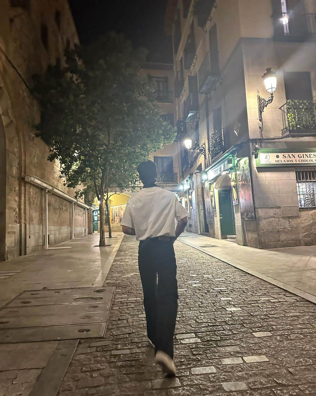 チェ・ミンホさんのインスタグラム写真 - (チェ・ミンホInstagram)「in madrid🇪🇸.」7月27日 0時09分 - choiminho_1209