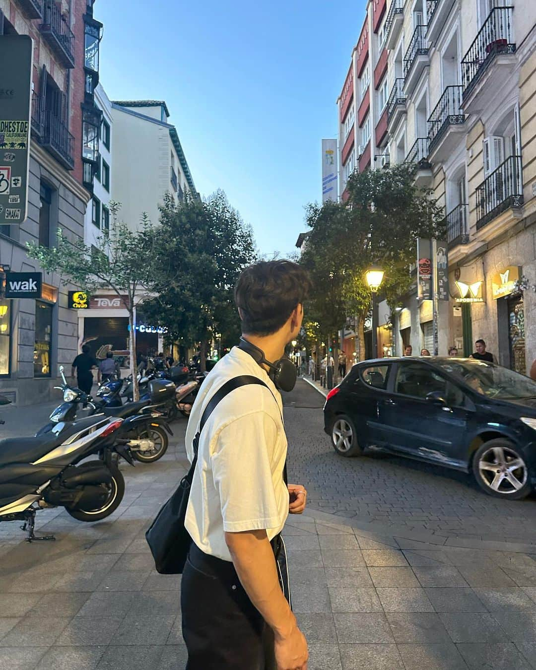 チェ・ミンホさんのインスタグラム写真 - (チェ・ミンホInstagram)「in madrid🇪🇸.」7月27日 0時09分 - choiminho_1209