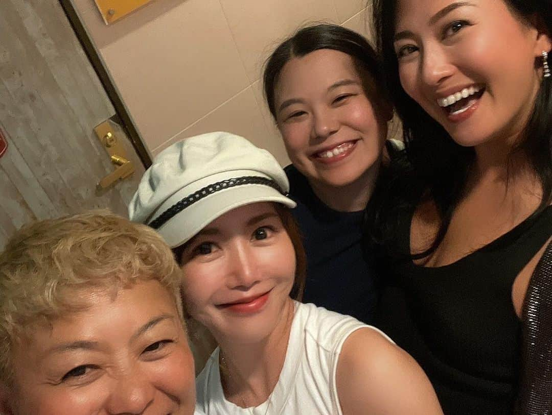 矢吹春奈さんのインスタグラム写真 - (矢吹春奈Instagram)「Night out with bestie. ❤️」7月27日 0時27分 - yabukiharuna