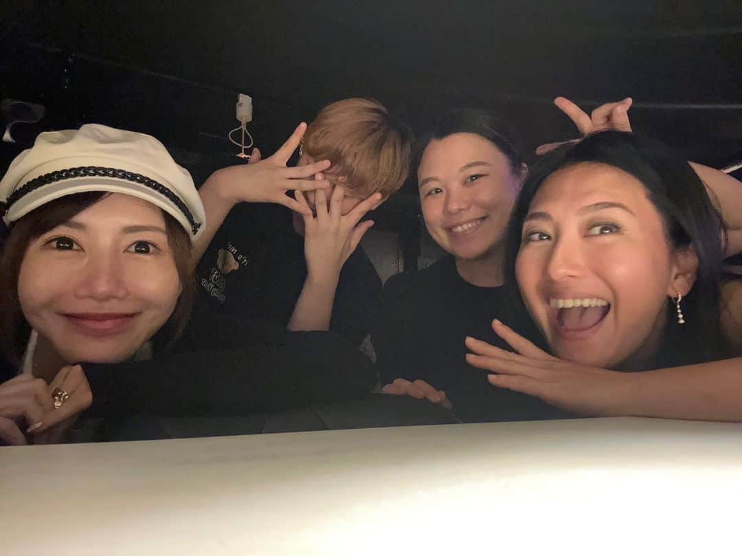 矢吹春奈のインスタグラム：「Night out with bestie. ❤️」