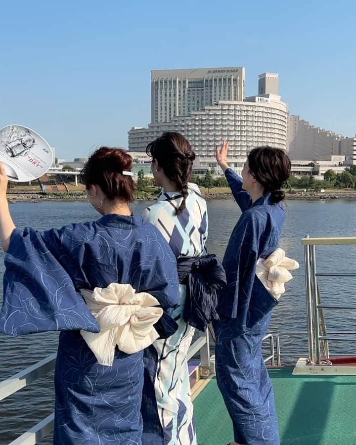 えぐっちょのインスタグラム：「関東店長で納涼船へ🚢  朝から浴衣にオイル大量にこぼしたけど… そんなん忘れてしまうぐらい楽しかった✨  Kastaneの浴衣で👘 激暑でしたが…本当に笑い転げて 幸せな一日〜  余韻すごいよ  #kastane #kastane_ootd #kastane_yukata  #浴衣 #浴衣ヘアアレンジ #浴衣ヘア  #浴衣女子 #浴衣コーデ #屋形船 #納涼船 #骨格ウェーブ #骨格ウェーブコーデ #イエベ #イエベ秋 #兵児帯 #兵児帯アレンジ  #浅草 #浅草橋 #浅草観光 #フジテレビ」