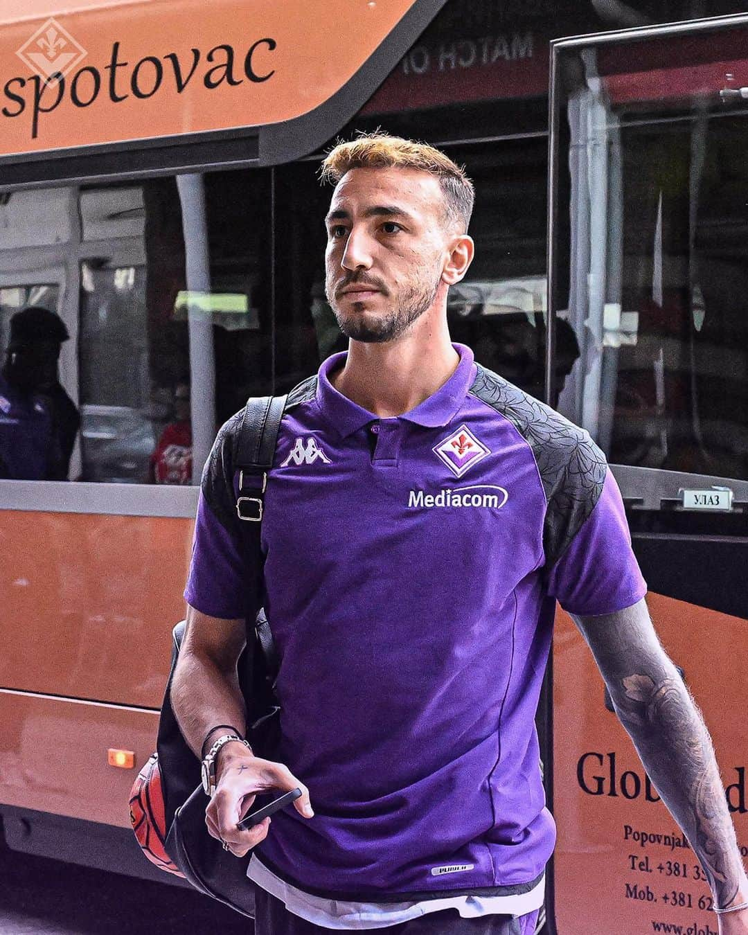 ACFフィオレンティーナさんのインスタグラム写真 - (ACFフィオレンティーナInstagram)「Here we are💜⚜️  #forzaviola #fiorentina #stellarossafiorentina」7月27日 2時02分 - acffiorentina