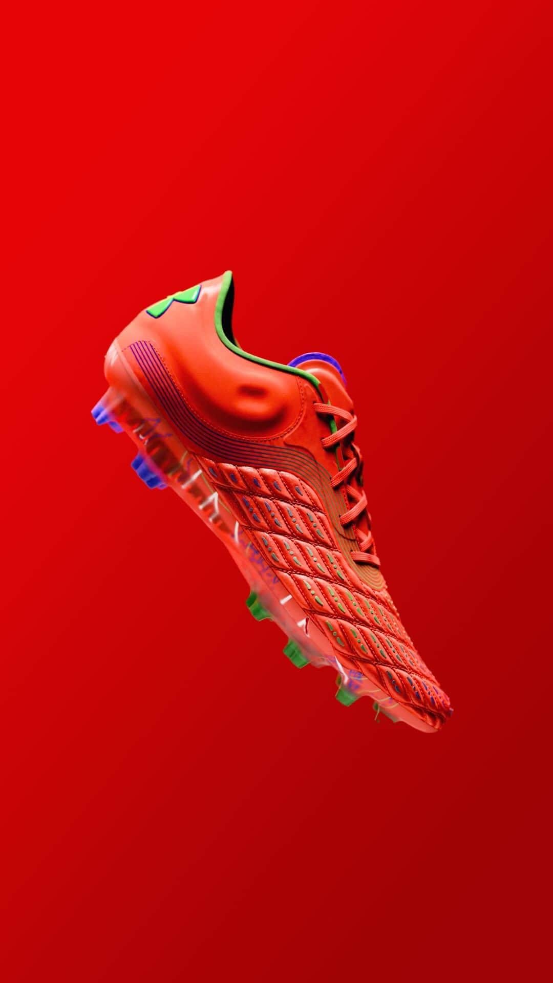 Under Armourのインスタグラム：「Built specifically for women to give the best fit and support on-pitch.」