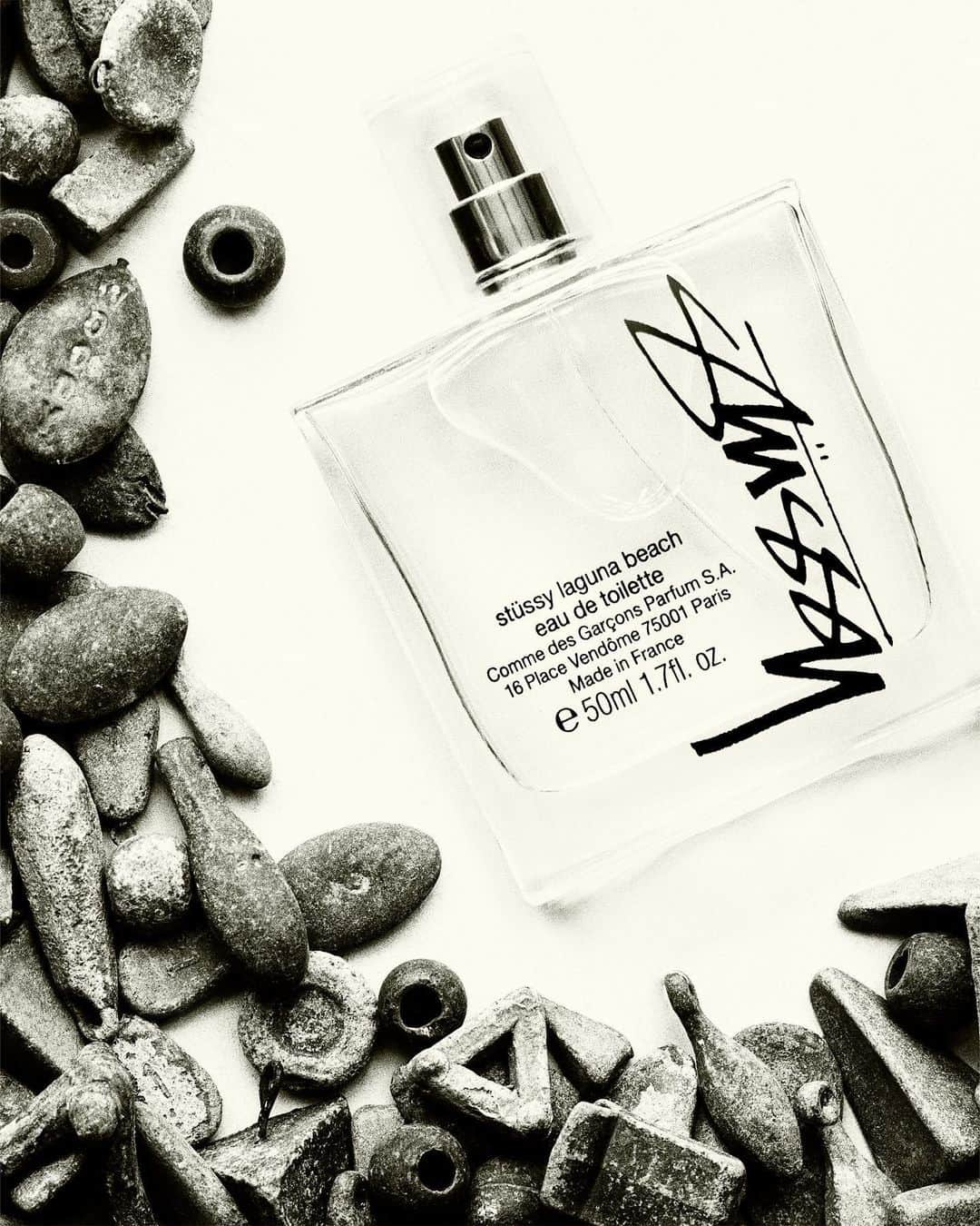 Stüssyのインスタグラム：「Stüssy Laguna Beach Eau De Toilette  available worldwide at select chapter stores and stussy.com on Friday, July 28th at 10am.  Artworks: @jimolarte  Photography: @antoshcimoszko @felixarapp」