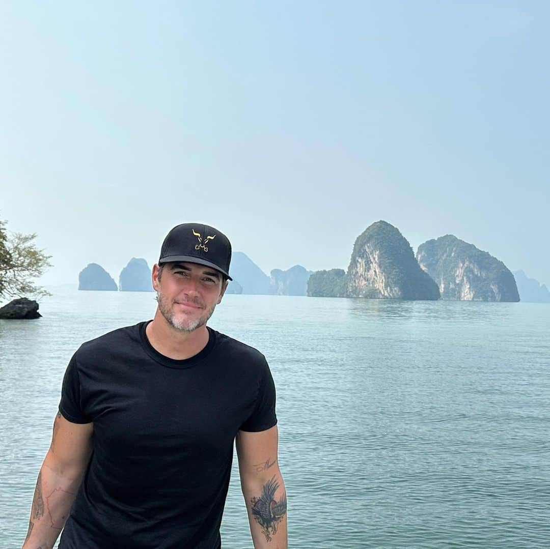 ポール・ノートンさんのインスタグラム写真 - (ポール・ノートンInstagram)「Mentally I’m here. #Thailand」7月27日 12時47分 - paulnortonhair