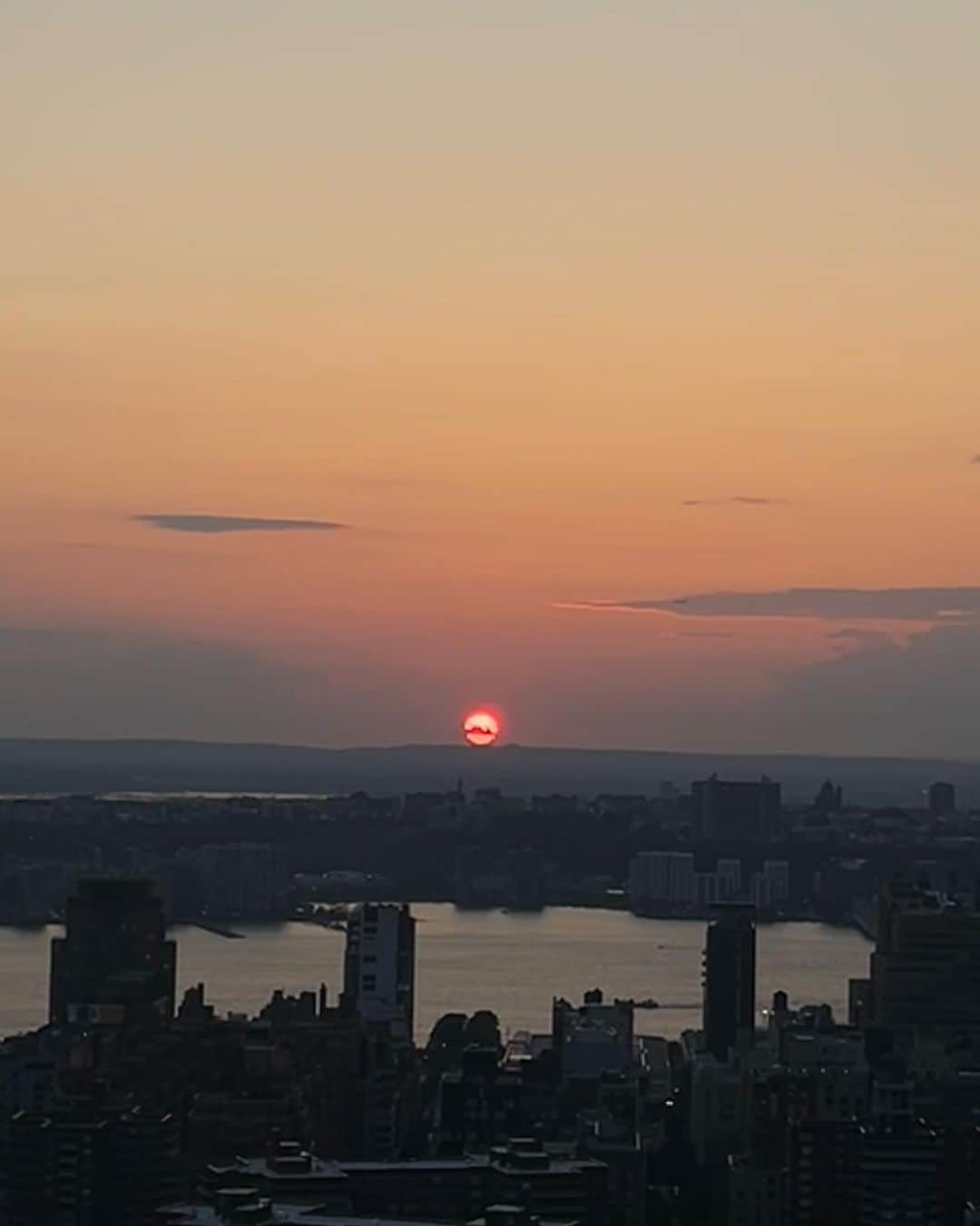 那須ミラノさんのインスタグラム写真 - (那須ミラノInstagram)「nyc🧡」7月27日 12時50分 - milanonasu