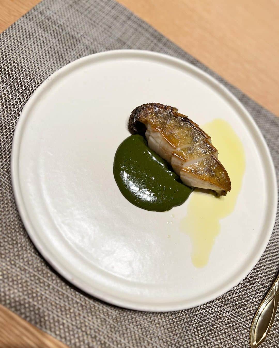 のあぽよさんのインスタグラム写真 - (のあぽよInstagram)「年会費3桁の会員制レストラン🍽️ めちゃくちゃ美味し過ぎたし招待して頂けた事が感謝すぎる🥲 普通ではまず行けない、、、😭 あり得ないくらい美味しくてとろけました。  .  #西麻布4#会員制レストラン#雲丹#鮑#dinner#六本木#麻布#西麻布」7月27日 12時59分 - noatan090924