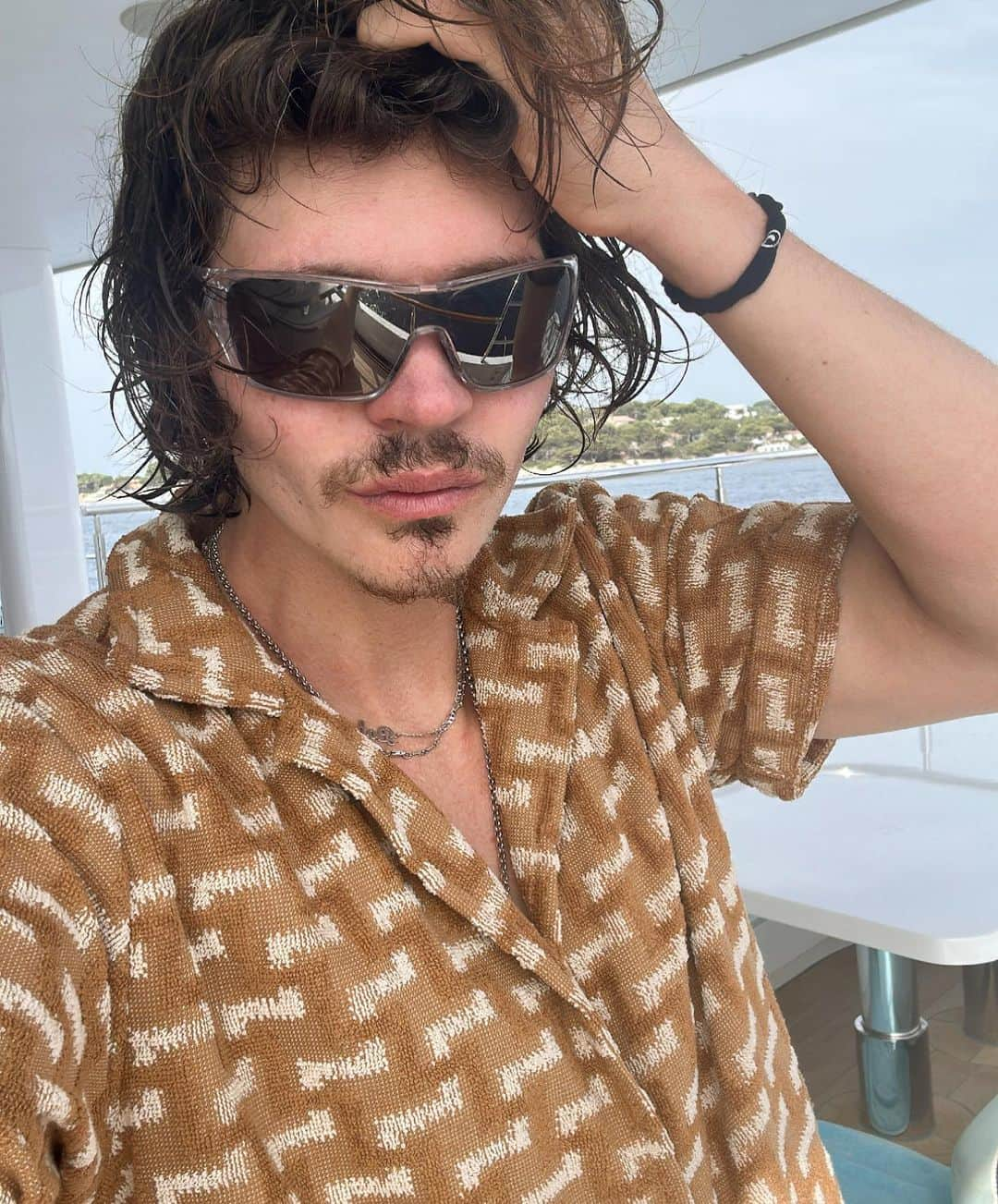 ウィリアム・ペルツさんのインスタグラム写真 - (ウィリアム・ペルツInstagram)「Still not tan :/」7月27日 4時47分 - willpeltz