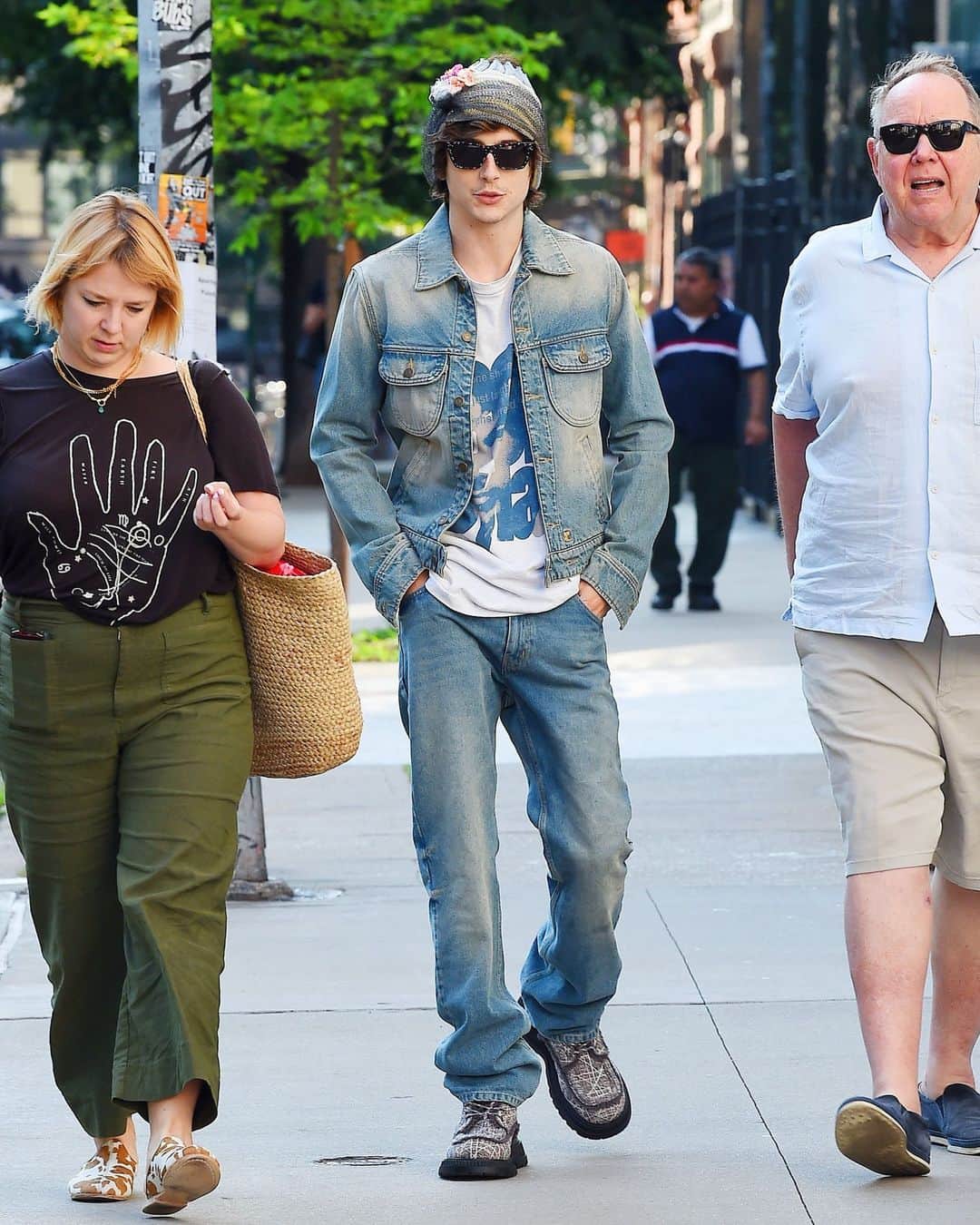 GQさんのインスタグラム写真 - (GQInstagram)「Is Timothée Chalamet embracing his inner Bob Dylan? In his Canadian tuxedo and drop-top Dior stocking cap, just call him The Freewheelin’ Timmy Chalamet. Read all about his recent fashion choice as he prepares for his role in the upcoming Bob Dylan biopic, 'A Complete Unknown,' at the link in bio.」7月27日 4時40分 - gq