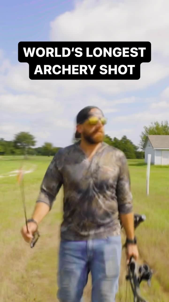Dude Perfectのインスタグラム：「Wait for it… 🤯🏹」