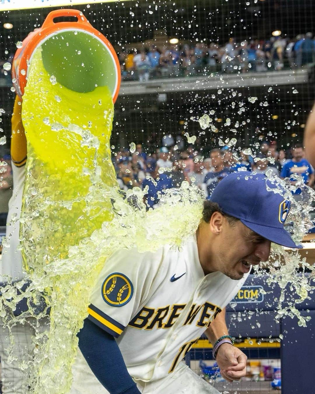 ミルウォーキー・ブルワーズさんのインスタグラム写真 - (ミルウォーキー・ブルワーズInstagram)「Shutout, fourth series win vs. the Reds, and still in first place.   #ThisIsMyCrew」7月27日 5時35分 - brewers