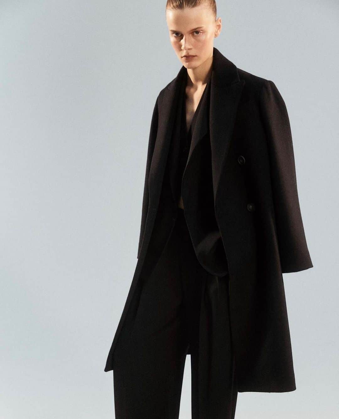 Olivia Maloneのインスタグラム：「Vince Fall ‘23」