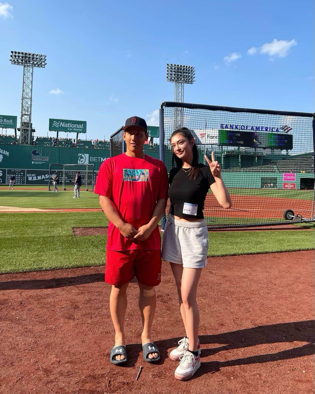 あんなのインスタグラム：「Got a chance to meet and talk with Masataka Yoshida from the Boston Red Sox of @mlb at Fenway Park before leaving the east coast ⚾️⭐️ Thank you and hope to see you again soon!!  昨晩、本拠地、ブレーブス戦で猛打賞の吉田正尚選手とお会いしました。お忙しい中、色々お話し頂いてありがとうございました☺️ とっても嬉しかったです。 又お会いできるのを楽しみにしてます！」