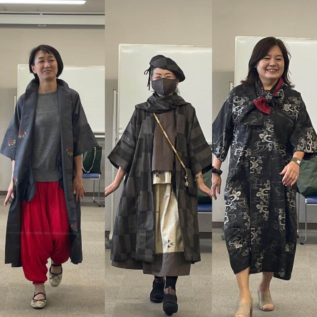 Diy Soho手作り倉庫さんのインスタグラム写真 - (Diy Soho手作り倉庫Instagram)「NHKカルチャー講座 大島紬で作る単のコート 第4回講座の最終日は 製作したコートをコーデしたファッションショーで楽しみました。 みなさんとてもよい笑顔です。 お母様の形見の大島紬、大切にしまっておいた物、購入した物、 それぞれの大島紬が素敵なコートに変身しました。 私は(世界にひとつだけの洋服と小物)掲載作品を着てみました。  講座に足を運んでくださった皆様ありがとうございました♪」7月27日 8時34分 - diy_soho2
