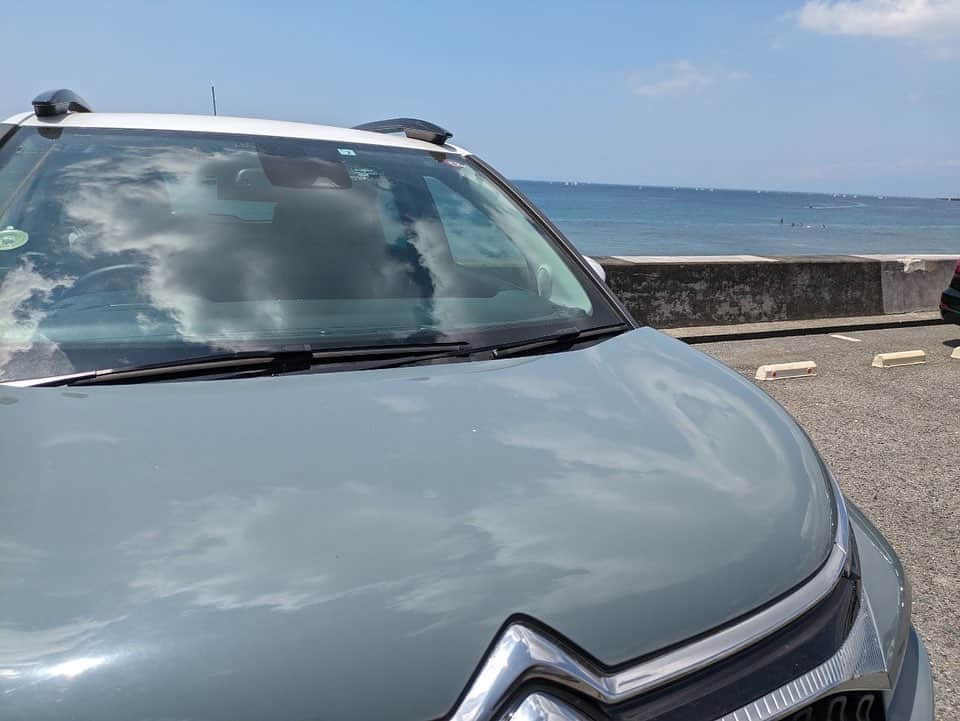 本橋菜子さんのインスタグラム写真 - (本橋菜子Instagram)「.   I 🩵 Citroen !!   さいこうにかわいい愛車で夏ドライブ満喫🚙🌊🌿 　　 @citroen  @citroen__ota  @tohojidousya  @tokyo_haneda_vickies」7月27日 9時15分 - nakomotohashi