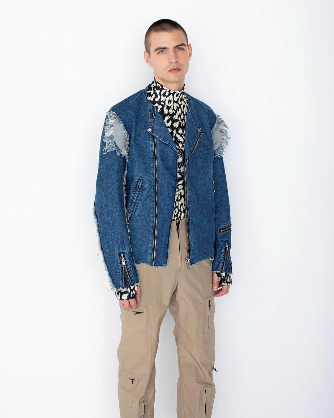 ノーマ ティーディーのインスタグラム：「NOMA t.d. 23FW  #36 'COME TOGETHER'   Reworked Riders Jacket」