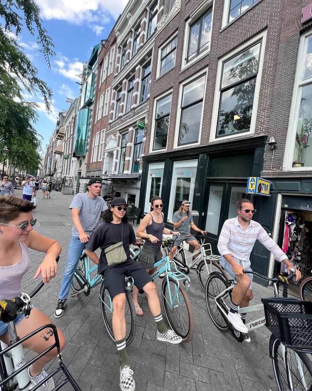 増田優一のインスタグラム：「#throwback to little AMS puttering 🇳🇱🇫🇷 Est ce que c’est bon pour toi?」