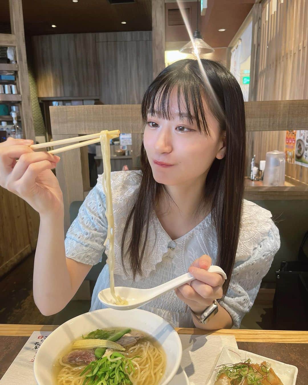 上西怜さんのインスタグラム写真 - (上西怜Instagram)「⠀ お腹いっぱい😚🌼 ⠀ ⠀ こんな日もあるよね🙆‍♀️ ⠀ ⠀ ⠀ ⠀ #食欲が止まらない 💭」7月27日 21時13分 - jonishi_rei