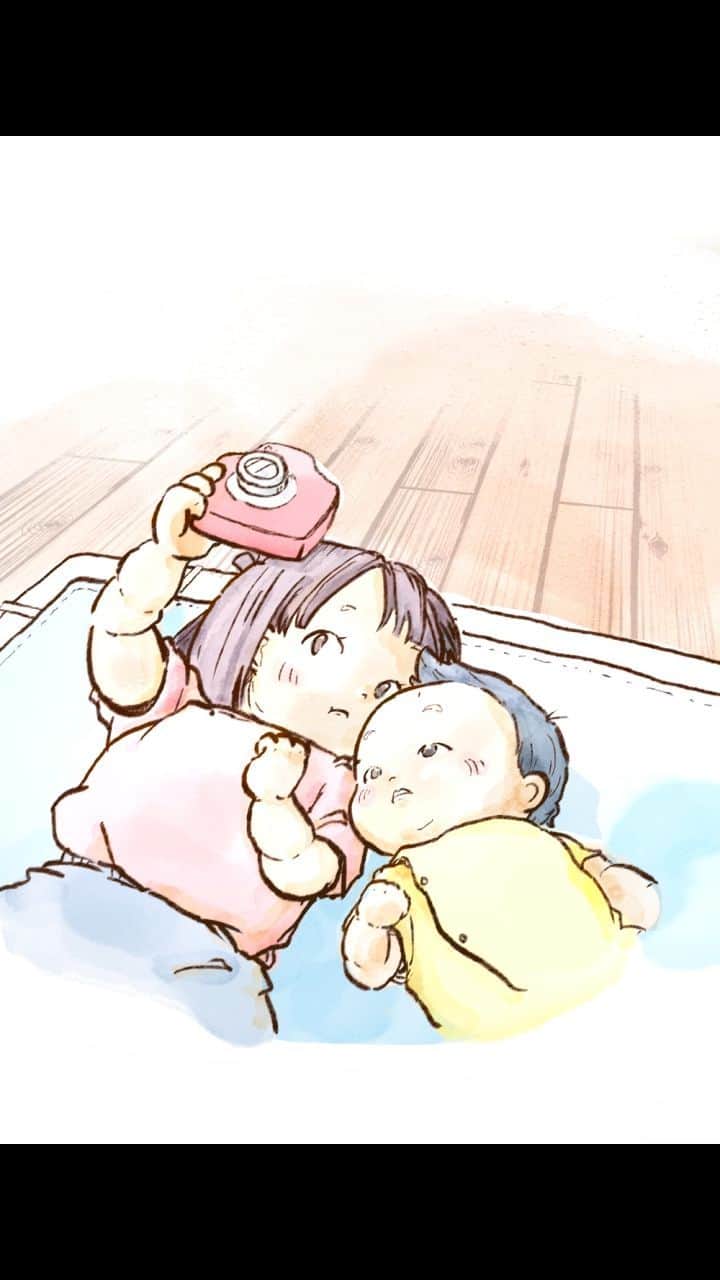 チッチママのインスタグラム：「『今日も我が家は』なのはちゃん&あおいくん #創作漫画 #イラスト#漫画#家族#ファミリー#お姉ちゃん#弟#こども #こどものいる暮らし #仲良し#日常#風景#平和」