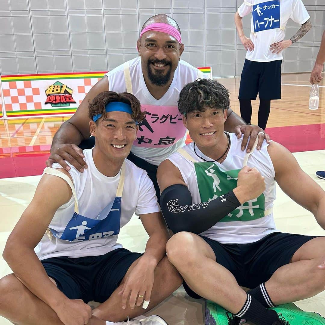 中島イシレリのインスタグラム：「めちゃ笑った〜🤣 これはまじYeaboii🤙笑  糸井さん、槙野さん、ザキヤマさん ありがとうございました😋  @itoiyoshio_7  @makino.5_official   @chojinundokai   今週7/30(日)14時！ #日テレ 『#超人運動会 一流アスリート大集合』  TEAMサッカー⚽️ #槙野智章 #那須大亮 #坪井慶介 #ハーフナー・マイク #村松智子  TEAM野球⚾️ #糸井嘉男 #平田良介 #坂口智隆 #石川雄洋 #田中美羽  TEAMラグビー🏉 #田中史朗 #山田章仁 #中島イシレリ #尾崎晟也 #鈴木実沙紀  TEAMバスケ🏀 #篠山竜青 #竹内公輔 #竹内譲次 #鎌田裕也 #津村ゆり子」