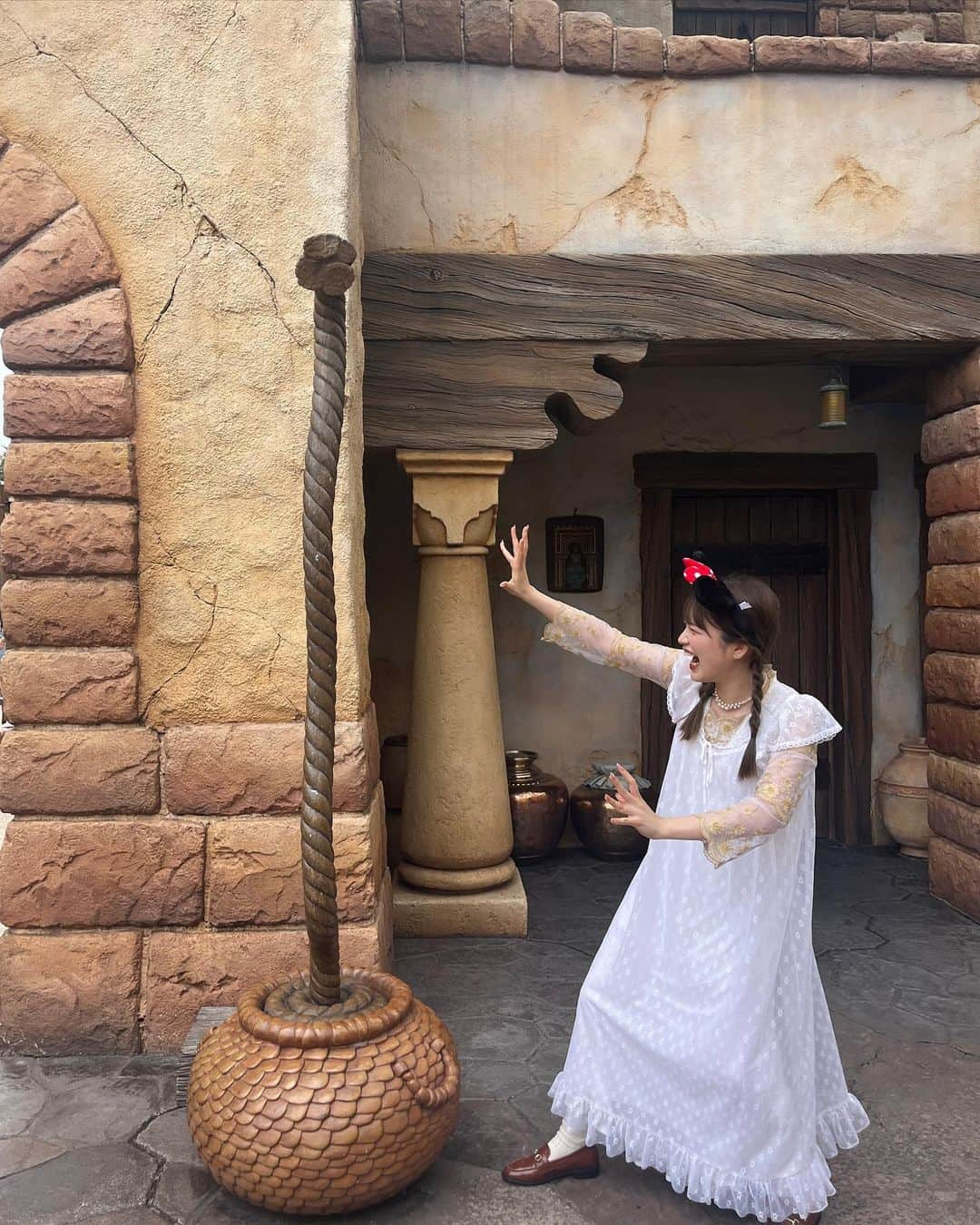 小林萌花さんのインスタグラム写真 - (小林萌花Instagram)「♡♡♡  #disney #disneysea #ディズニー #メリーゴーランド」7月27日 21時48分 - honoka_kobayashi.official