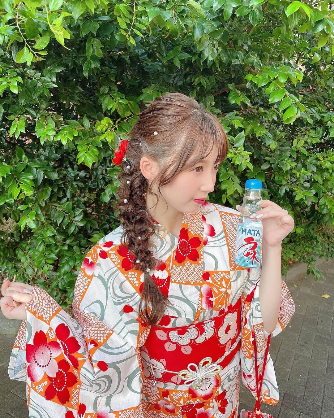 山岸理子のインスタグラム：「* 🫧🍧 ⁡ 浴衣きたよ👘 どう〜？？🤳︎‪ ⁡ #tsubaki_factory #山岸理子 #浴衣 #夏 #お祭り」