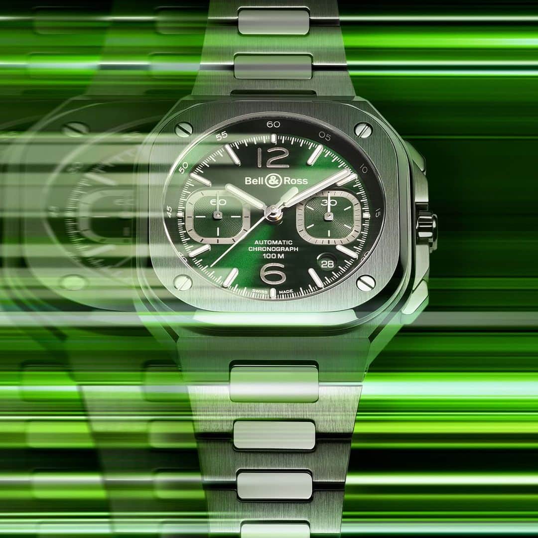 ベル&ロスさんのインスタグラム写真 - (ベル&ロスInstagram)「Introducing the BR 05 Chrono Green Steel, a timepiece featuring a chronograph complication in a 42mm case, an integrated bracelet and a dial in an exclusive green color that brings a touch of calm and nature to the fast-moving world of urban explorers.   Discover more via the link in our bio.   #bellross #timeinstruments #BR05 #BR05Chrono」7月27日 21時59分 - bellrosswatches
